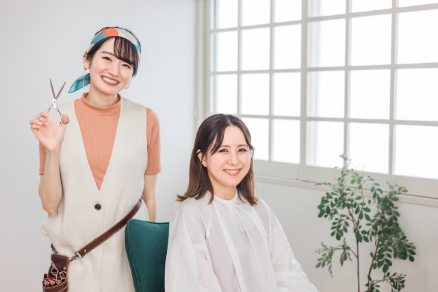 美容師とお客さん