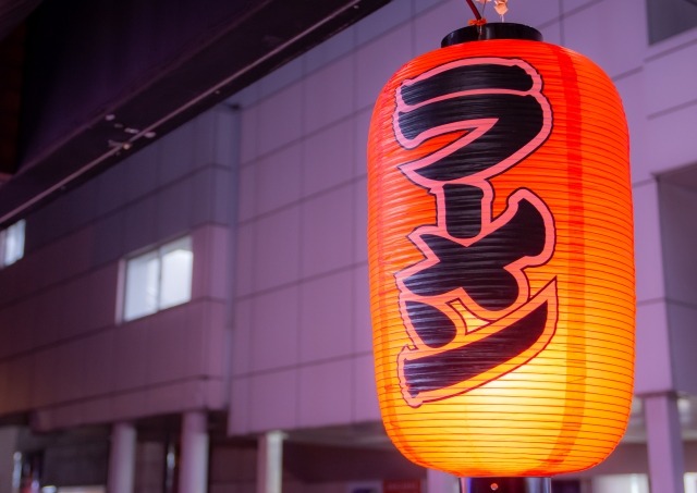 ラーメン屋の提灯